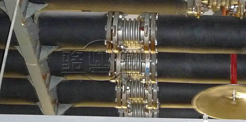 682914.jpg 6W%FKJV705%9B8SR0CK`J%1.jpg