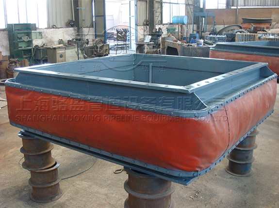 矩形風(fēng)道織物<a href=http://www.leyujiaxiao.com target=_blank class=infotextkey>補(bǔ)償器</a>