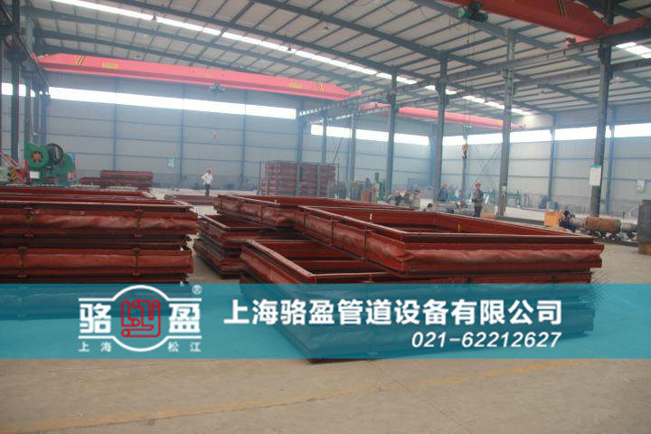 香港機場赤鱲角<a href=http://www.leyujiaxiao.com target=_blank class=infotextkey>非金屬補償器</a>生產(chǎn)廠家